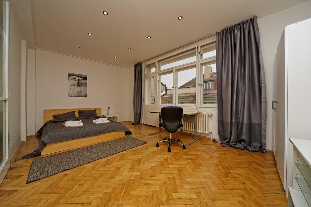 Apartments Vorsilska Prague Phòng bức ảnh